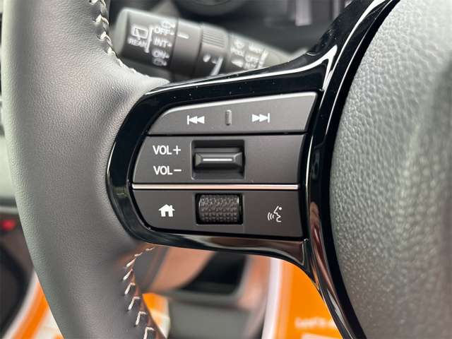 ホンダ Ｎ　ＢＯＸ カスタム ６６０ コーディネートスタイル ２トーン R6年 (近畿) 99