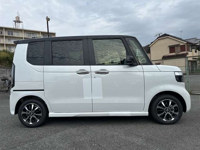 ホンダ Ｎ　ＢＯＸ カスタム ６６０ コーディネートスタイル ２トーン R6年 (近畿) 99