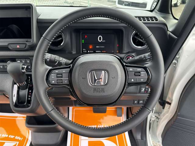 ホンダ Ｎ　ＢＯＸ カスタム ６６０ コーディネートスタイル ２トーン R6年 (近畿) 99