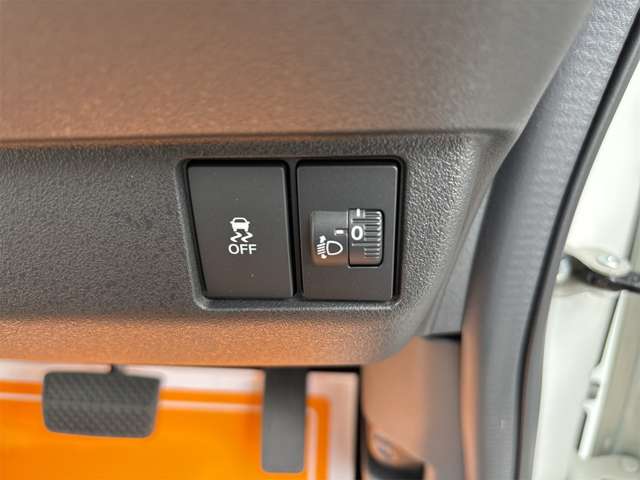 ホンダ Ｎ　ＢＯＸ カスタム ６６０ コーディネートスタイル ２トーン R6年 (近畿) 99