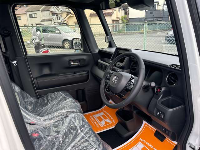 ホンダ Ｎ　ＢＯＸ カスタム ６６０ コーディネートスタイル ２トーン R6年 (近畿) 99