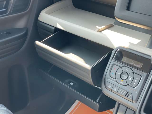 スズキ スペーシア ６６０ ハイブリッド Ｇ R6年 (近畿) 99