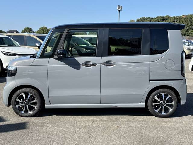 ホンダ Ｎ　ＢＯＸ カスタム ６６０ コーディネートスタイル ２トーン R6年 (近畿) 99