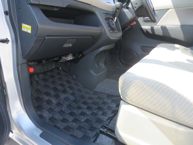 スズキ ワゴンＲ ６６０ ＦＸ H26年 (関東) 99