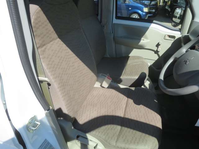 三菱 ミニキャブバン ６６０ Ｅ ハイルーフ R7年 (関東) 99