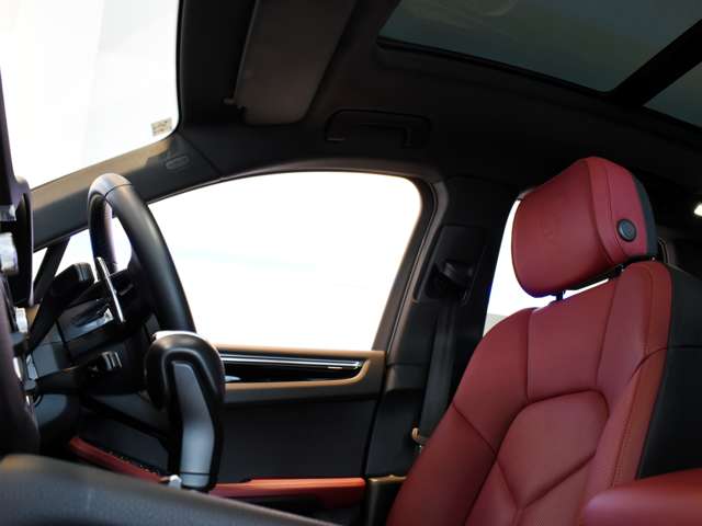 ポルシェ マカン Ｓ ＰＤＫ ４ＷＤ R3年 (関東) 99