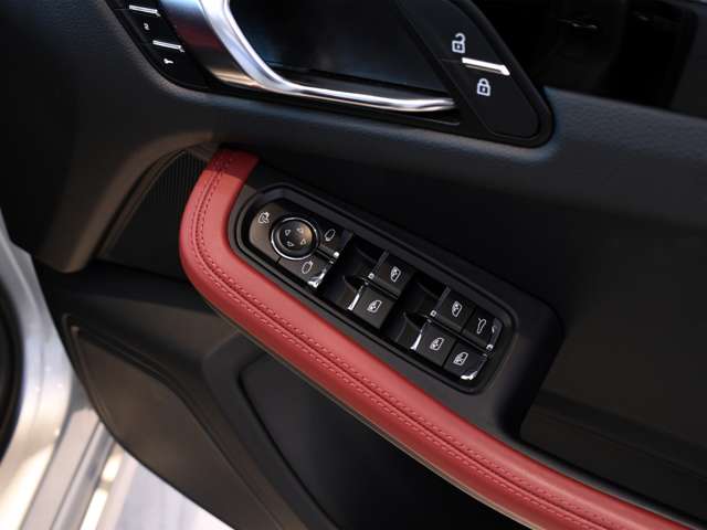 ポルシェ マカン Ｓ ＰＤＫ ４ＷＤ R3年 (関東) 99