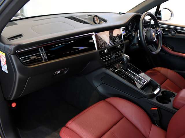 ポルシェ マカン Ｓ ＰＤＫ ４ＷＤ R3年 (関東) 99