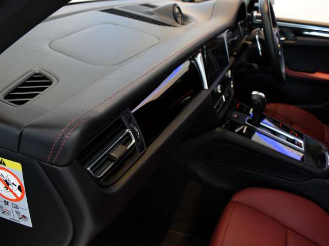 ポルシェ マカン Ｓ ＰＤＫ ４ＷＤ R3年 (関東) 99