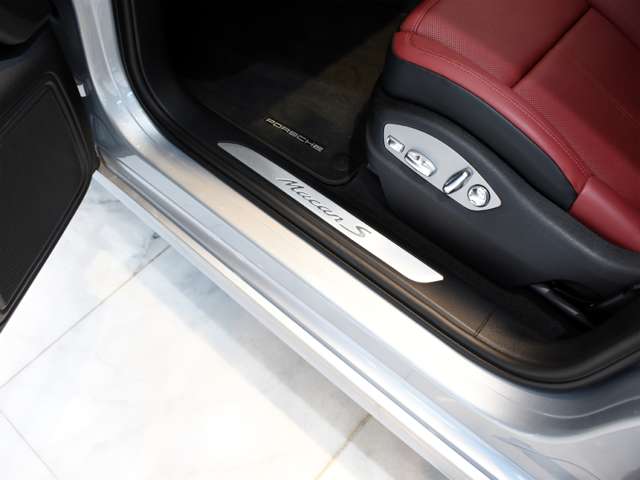 ポルシェ マカン Ｓ ＰＤＫ ４ＷＤ R3年 (関東) 99