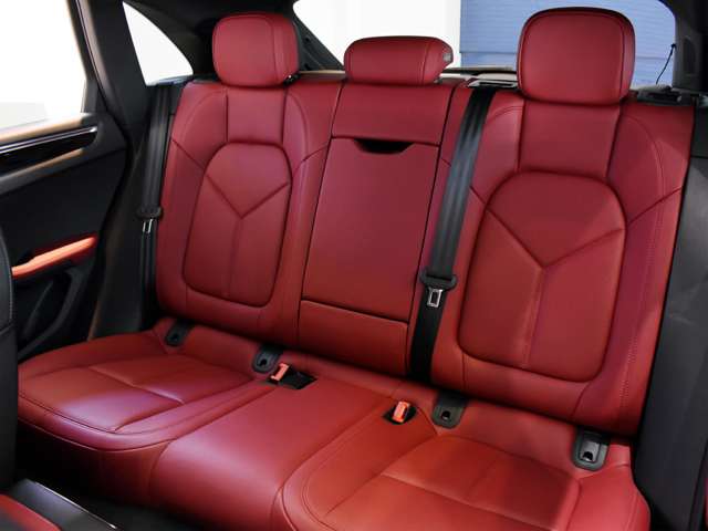 ポルシェ マカン Ｓ ＰＤＫ ４ＷＤ R3年 (関東) 99