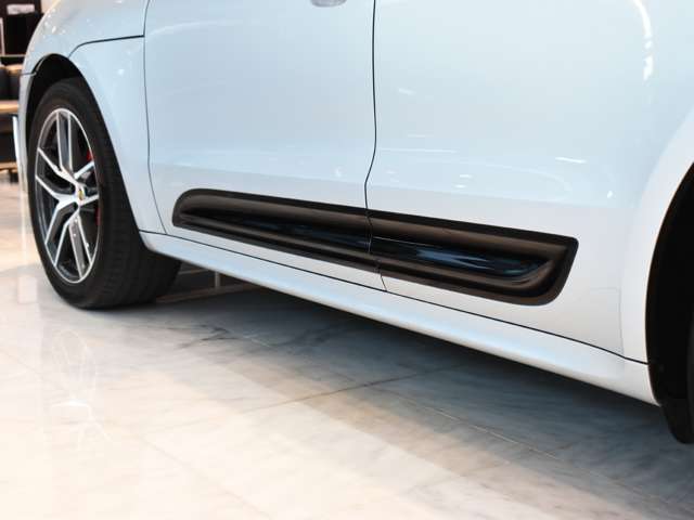 ポルシェ マカン Ｓ ＰＤＫ ４ＷＤ R3年 (関東) 99