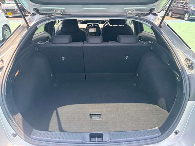 トヨタ プリウス １．８ Ｓ セーフティ プラス H30年 (九州・沖縄) 99