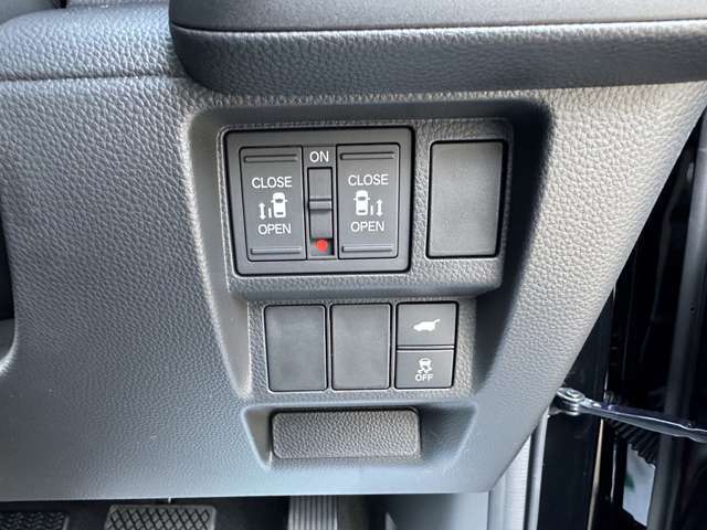 ホンダ ステップワゴン　ハイブリッド ２．０ Ｅ：ＨＥＶ スパーダ プレミアムライン R7年 (関東) 99