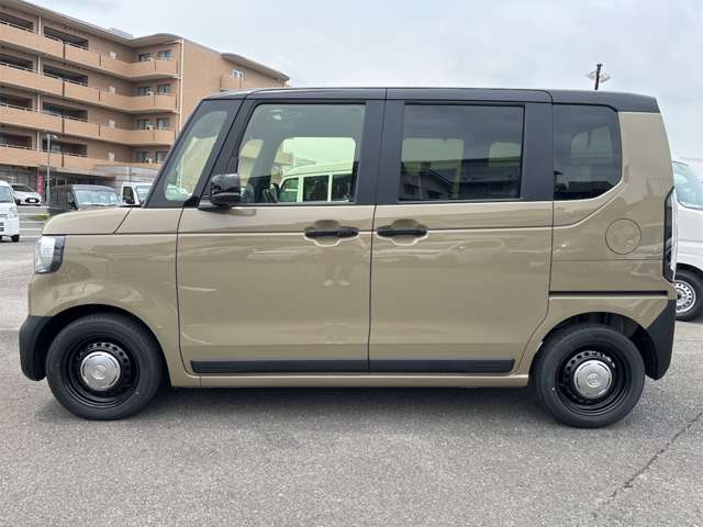 ホンダ Ｎ　ＢＯＸ ジョイ ６６０ ２トーン R7年 (近畿) 99