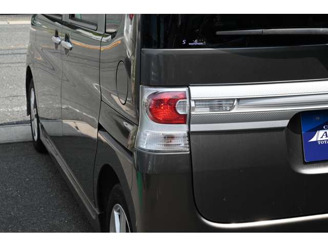 ダイハツ タント ６６０ カスタム Ｘ H22年 (近畿) 99