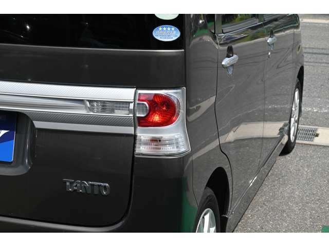 ダイハツ タント ６６０ カスタム Ｘ H22年 (近畿) 99