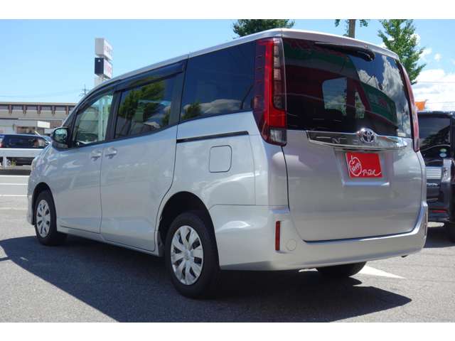 トヨタ ノア ２．０ Ｘ ４ＷＤ H27年 () 99