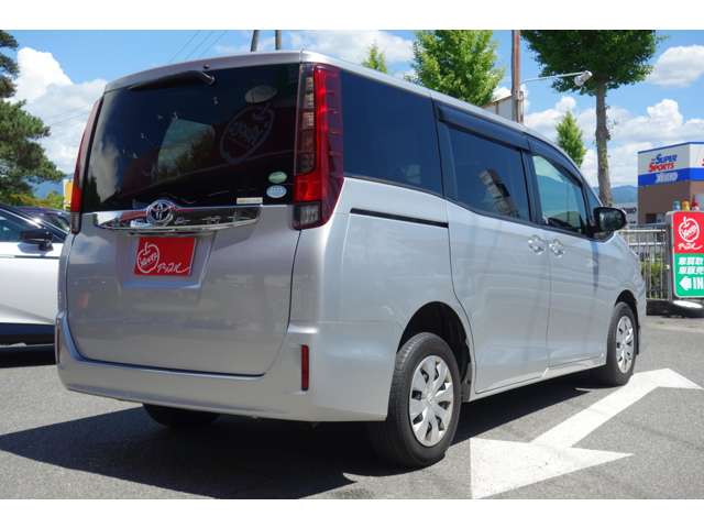 トヨタ ノア ２．０ Ｘ ４ＷＤ H27年 () 99