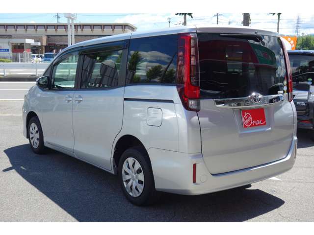 トヨタ ノア ２．０ Ｘ ４ＷＤ H27年 () 99