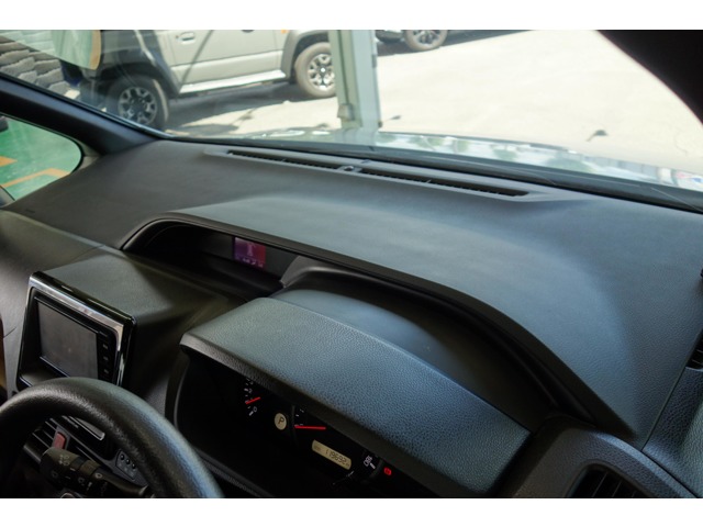 トヨタ ノア ２．０ Ｘ ４ＷＤ H27年 () 99