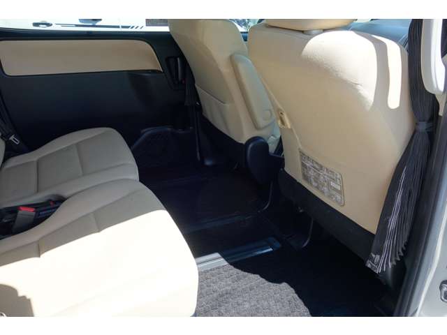 トヨタ ノア ２．０ Ｘ ４ＷＤ H27年 () 99