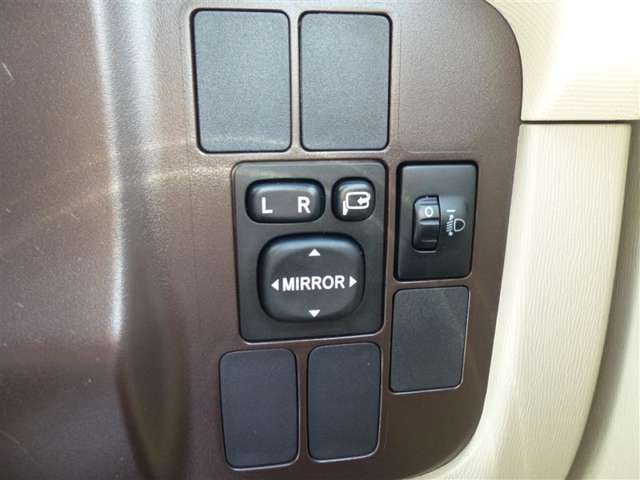 トヨタ パッソ　セッテ パッソ Ｘ ユルリ H24年 (東北) 99