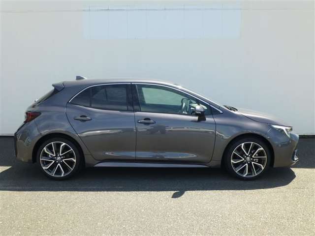 トヨタ カローラスポーツ　ハイブリッド １．８ ハイブリッド Ｇ Ｚ R6年 (東北) 99