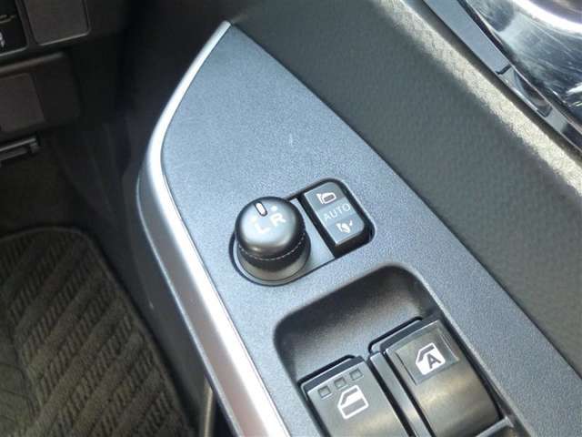 トヨタ ルーミー １．０ カスタム Ｇ Ｓ H28年 (東北) 99