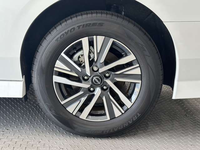 日産 セレナ １．４ Ｅ－ＰＯＷＥＲ ハイウェイスターＶ R6年 (中国) 99