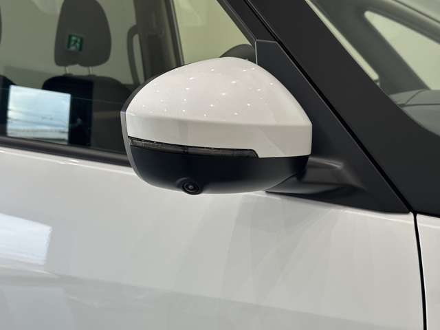 日産 セレナ １．４ Ｅ－ＰＯＷＥＲ ハイウェイスターＶ R6年 (中国) 99