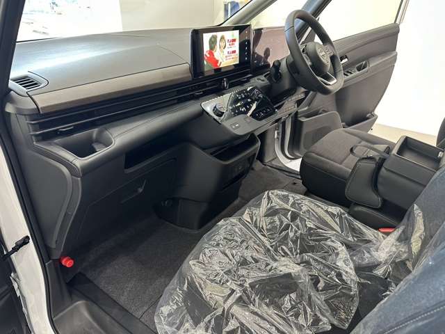 日産 セレナ １．４ Ｅ－ＰＯＷＥＲ ハイウェイスターＶ R6年 (中国) 99