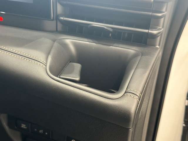 日産 セレナ １．４ Ｅ－ＰＯＷＥＲ ハイウェイスターＶ R6年 (中国) 99