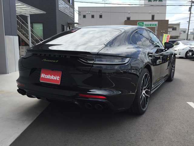 ポルシェ パナメーラ ４ Ｅハイブリッド プラチナ エディション ＰＤＫ ４ＷＤ R4年 (東海) 99