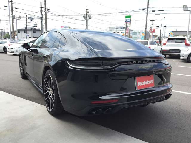 ポルシェ パナメーラ ４ Ｅハイブリッド プラチナ エディション ＰＤＫ ４ＷＤ R4年 (東海) 99