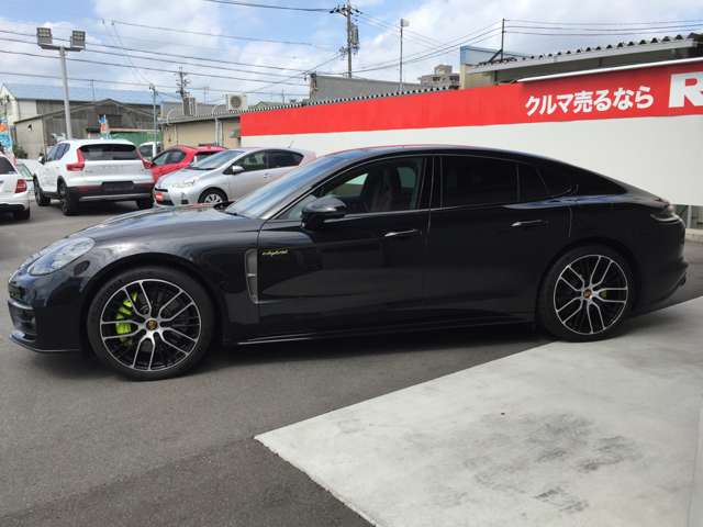 ポルシェ パナメーラ ４ Ｅハイブリッド プラチナ エディション ＰＤＫ ４ＷＤ R4年 (東海) 99