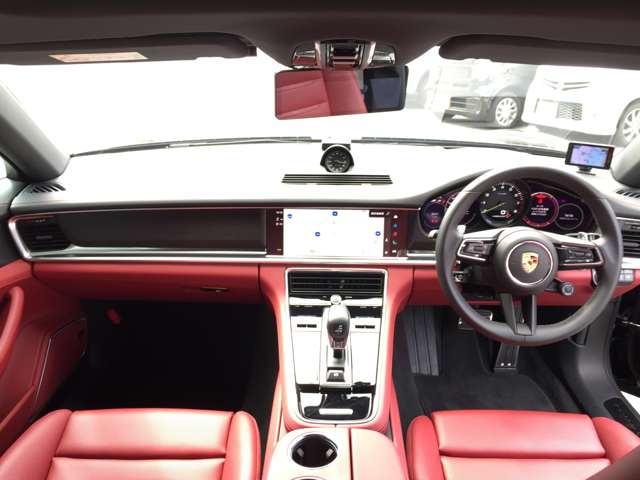 ポルシェ パナメーラ ４ Ｅハイブリッド プラチナ エディション ＰＤＫ ４ＷＤ R4年 (東海) 99