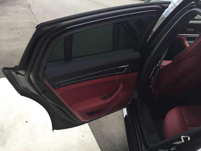 ポルシェ パナメーラ ４ Ｅハイブリッド プラチナ エディション ＰＤＫ ４ＷＤ R4年 (東海) 99