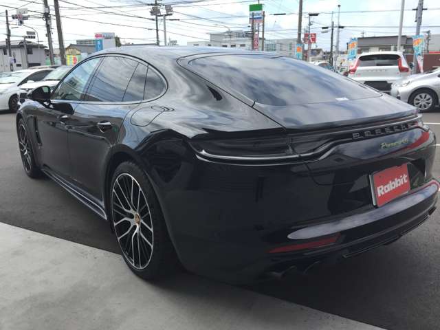 ポルシェ パナメーラ ４ Ｅハイブリッド プラチナ エディション ＰＤＫ ４ＷＤ R4年 (東海) 99