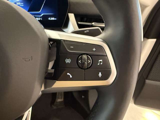 ＢＭＷ ｉＸ２ Ｘドライブ３０ Ｍスポーツ ４ＷＤ R6年 (関東) 99