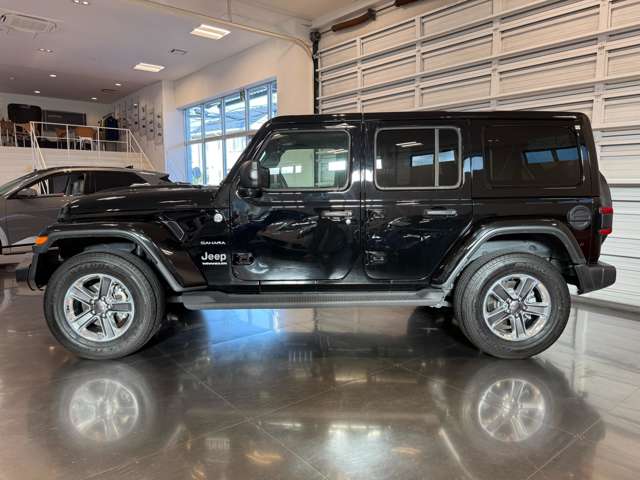 ジープ ラングラー　アンリミテッド アンリミテッド サハラ ２．０Ｌ ４ＷＤ R4年 (関東) 99