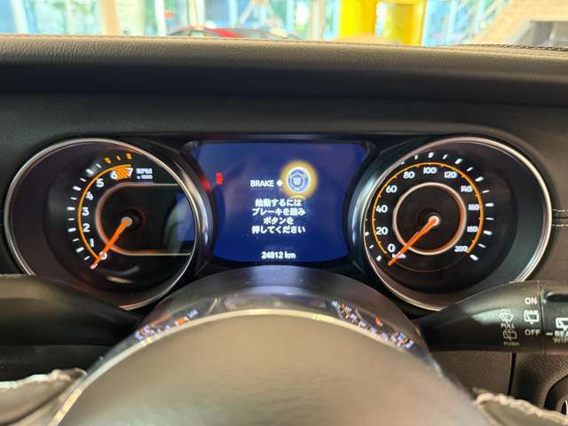 ジープ ラングラー　アンリミテッド アンリミテッド サハラ ２．０Ｌ ４ＷＤ R4年 (関東) 99