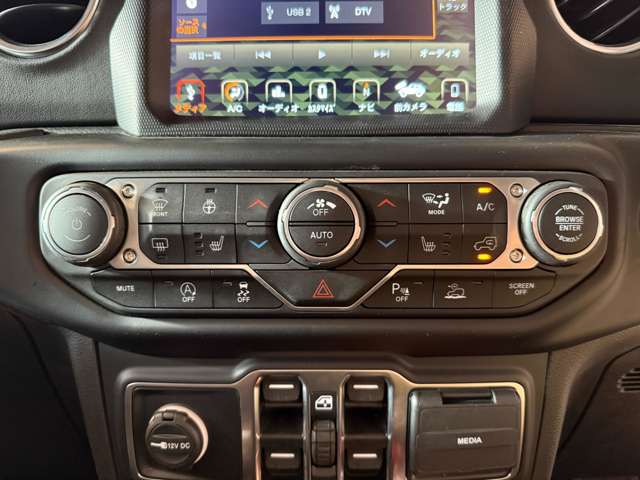 ジープ ラングラー　アンリミテッド アンリミテッド サハラ ２．０Ｌ ４ＷＤ R4年 (関東) 99