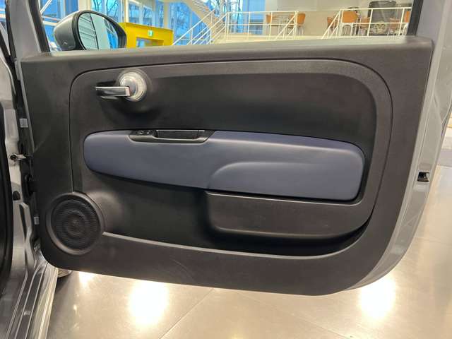 アバルト ６９５Ｃリヴァーレ １．４ R1年 (関東) 99