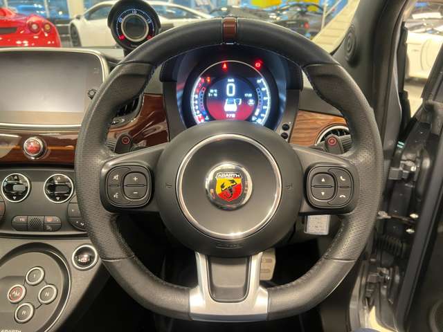 アバルト ６９５Ｃリヴァーレ １．４ R1年 (関東) 99