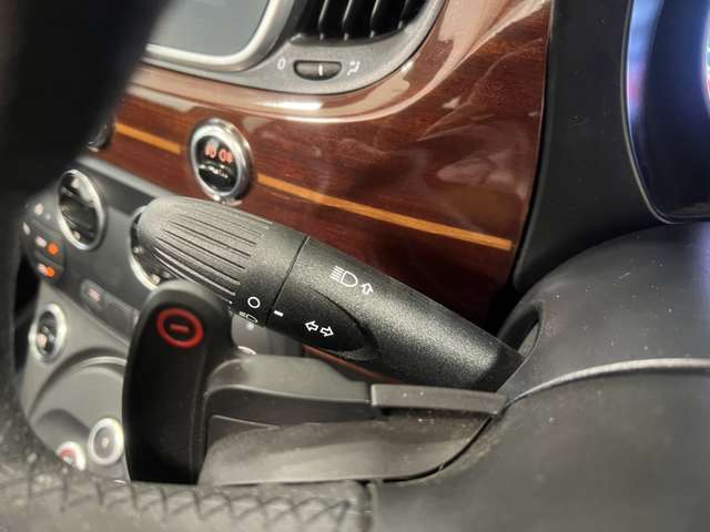 アバルト ６９５Ｃリヴァーレ １．４ R1年 (関東) 99