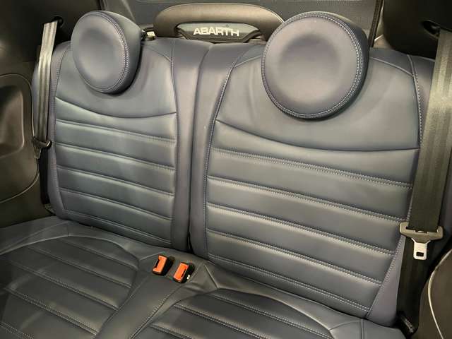 アバルト ６９５Ｃリヴァーレ １．４ R1年 (関東) 99