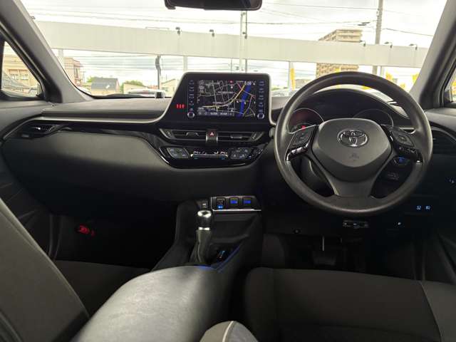 トヨタ Ｃ−ＨＲ ハイブリッド １．８ Ｓ R1年 (東北) 99