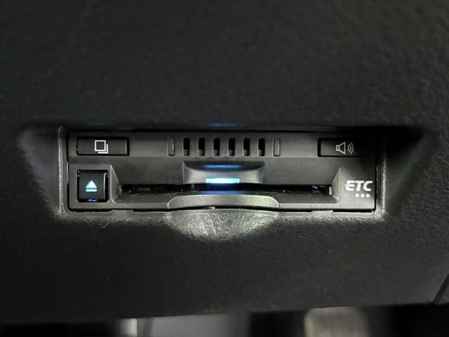 トヨタ Ｃ−ＨＲ ハイブリッド １．８ Ｓ R1年 (東北) 99