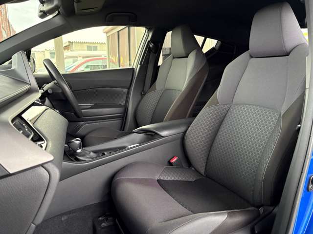 トヨタ Ｃ−ＨＲ ハイブリッド １．８ Ｓ R1年 (東北) 99